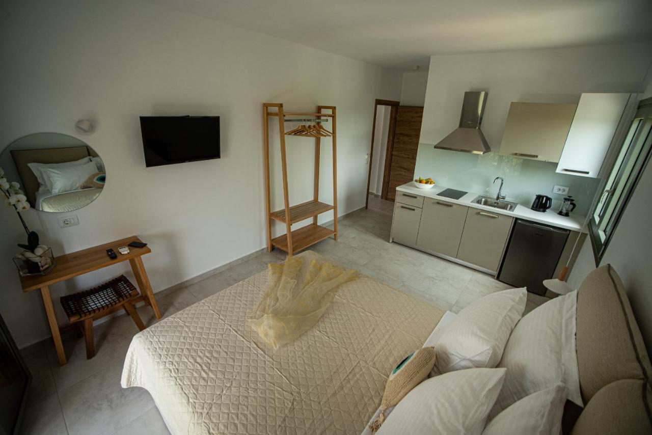 Olea Luxury Apartments Parga Exterior photo